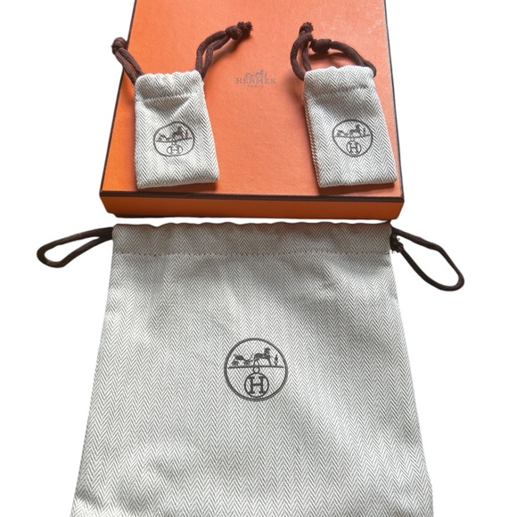 Hermes Kelly belt black and rosegold with box and dustbags. - Picture 4 of 9